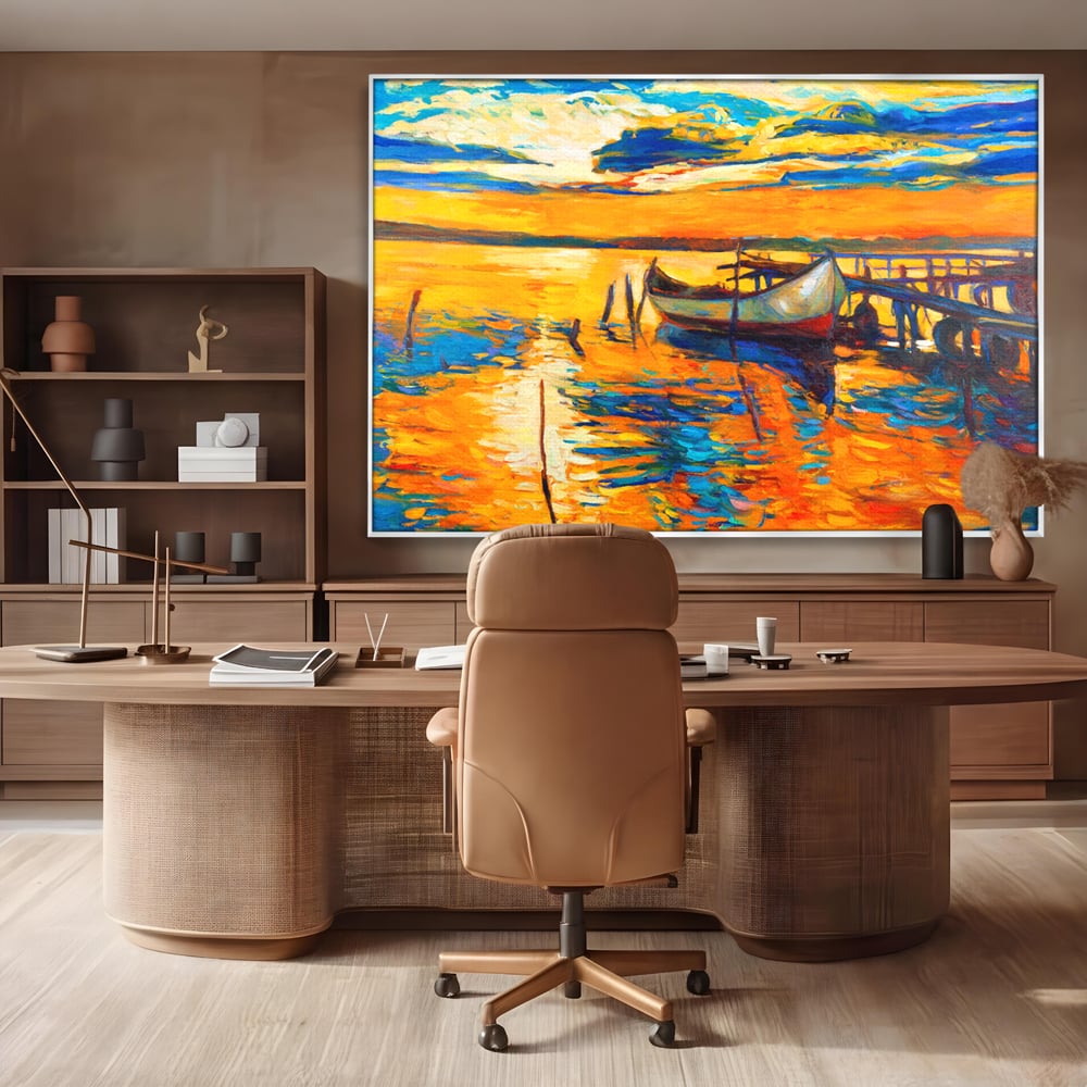 Tablou canvas cu pictura cu barca la apus, in rama de aluminiu argintiu, pe perete intr-un birou